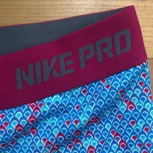 Nike PRO short shorts!